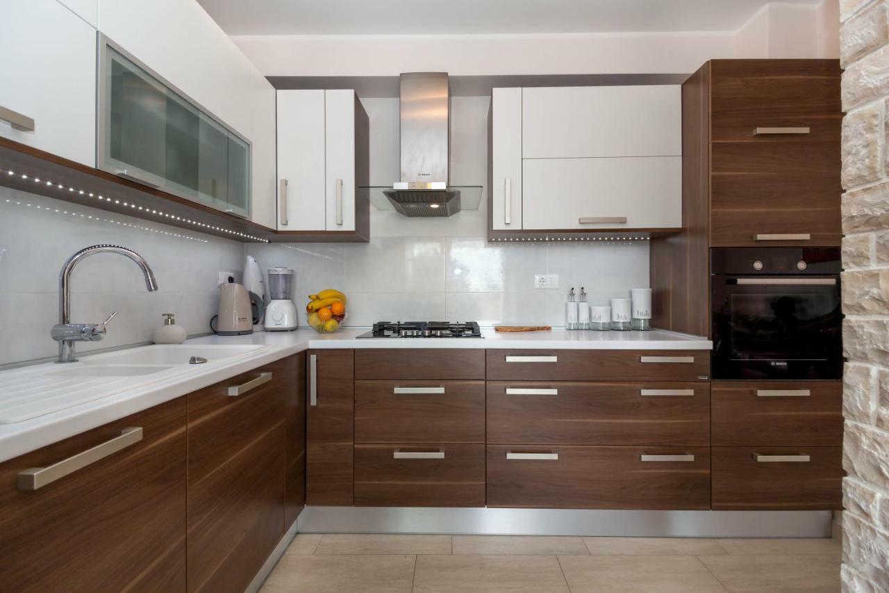Luxury Apartment Sea Pula Buitenkant foto
