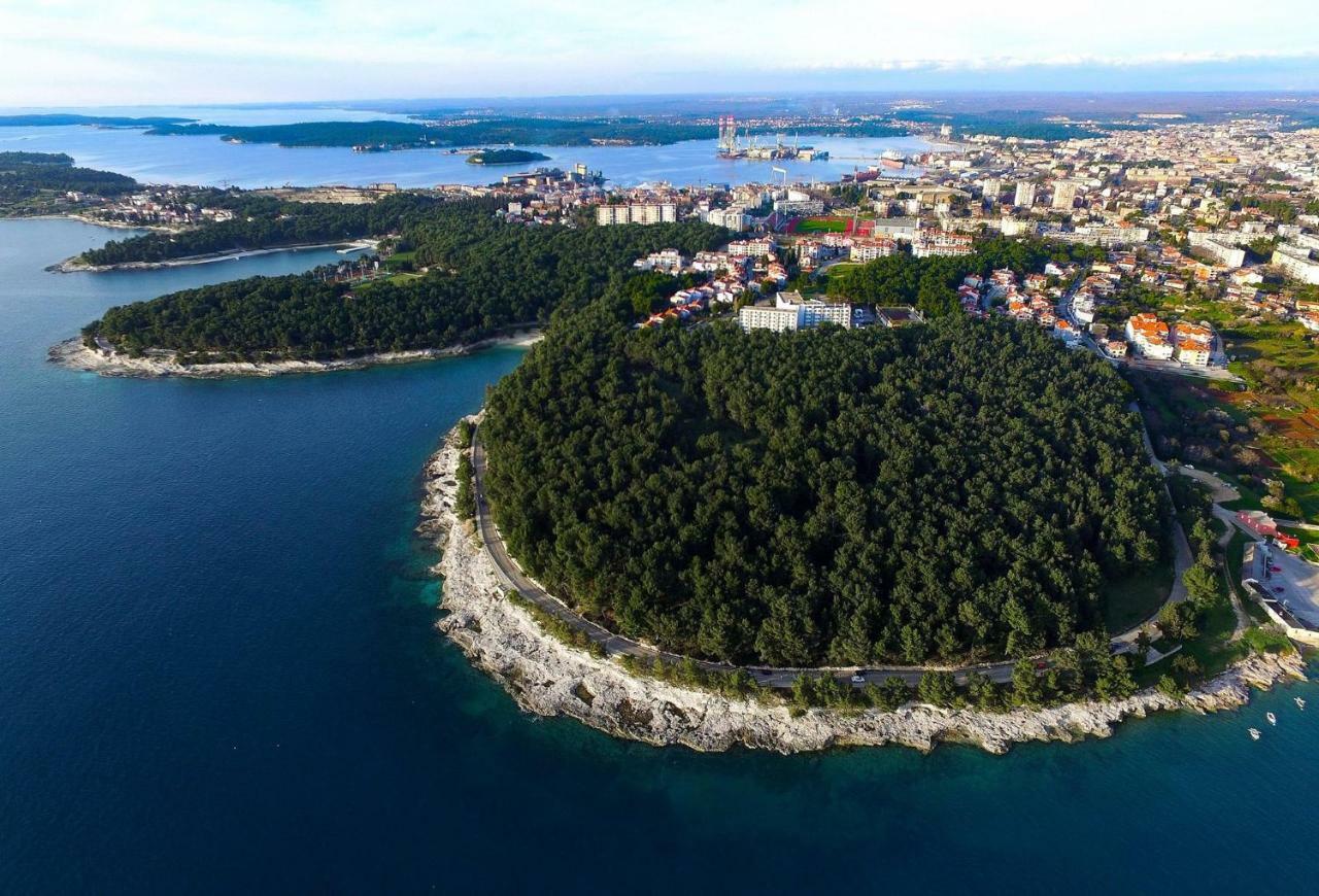 Luxury Apartment Sea Pula Buitenkant foto